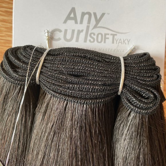 #85 10" MODEL MODEL POSE ANY CURL SOFT YAKI WEAVE - Picture 2 of 3